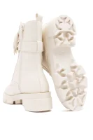 Členkové topánky MADOX | s prímesou kože Guess 	krémová	