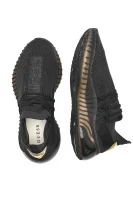 Sneakersy CREMA Guess 	čierna	