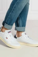 Kožené sneakersy ESSENTIAL Tommy Jeans 	biela	