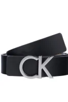 skórzany obojstranný opasok ck rev Calvin Klein 	čierna	