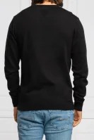 sveter | regular fit GUESS 	čierna	