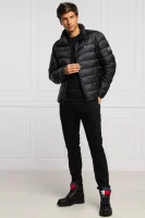 páperová bunda tjm packable | regular fit Tommy Jeans 	čierna	