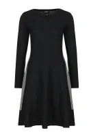 šaty DKNY 	čierna	