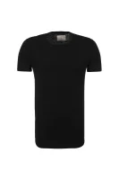 tričko zero GUESS 	čierna	