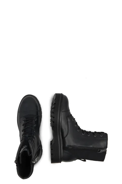 Kožené topánky Versace Jeans Couture 	čierna	