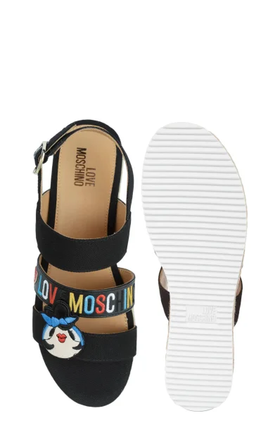 topánky na klinovom podpätku Love Moschino 	čierna	
