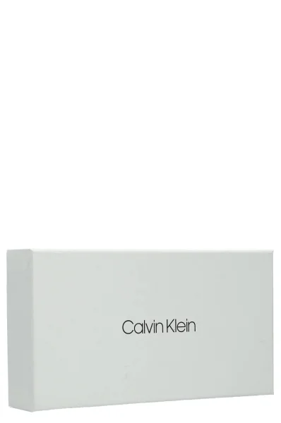 Peňaženka Calvin Klein 	čierna	