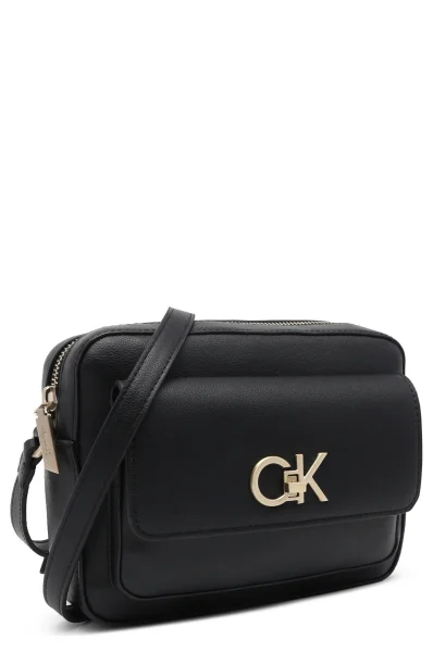 Crossbody kabelka RE-LOCK CAMERA W/FLAP Calvin Klein 	čierna	