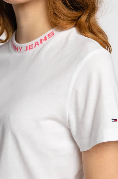 tričko branded | cropped fit Tommy Jeans 	biela	