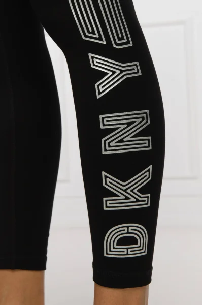 Legíny | Slim Fit DKNY Sport 	čierna	