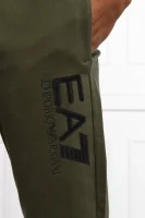 Teplákové nohavice | Regular Fit EA7 	zelená	